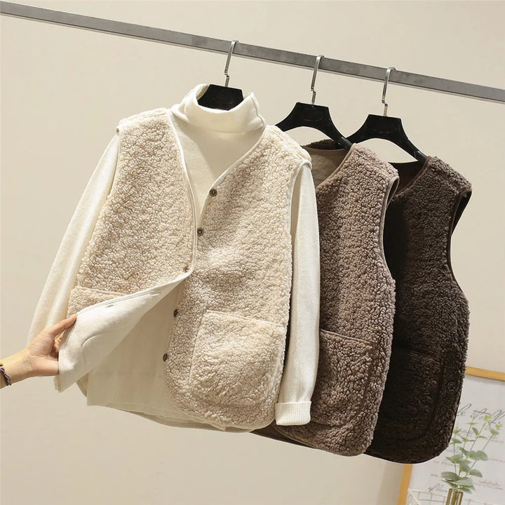 CLAIRE | SOFT TEDDY VEST
